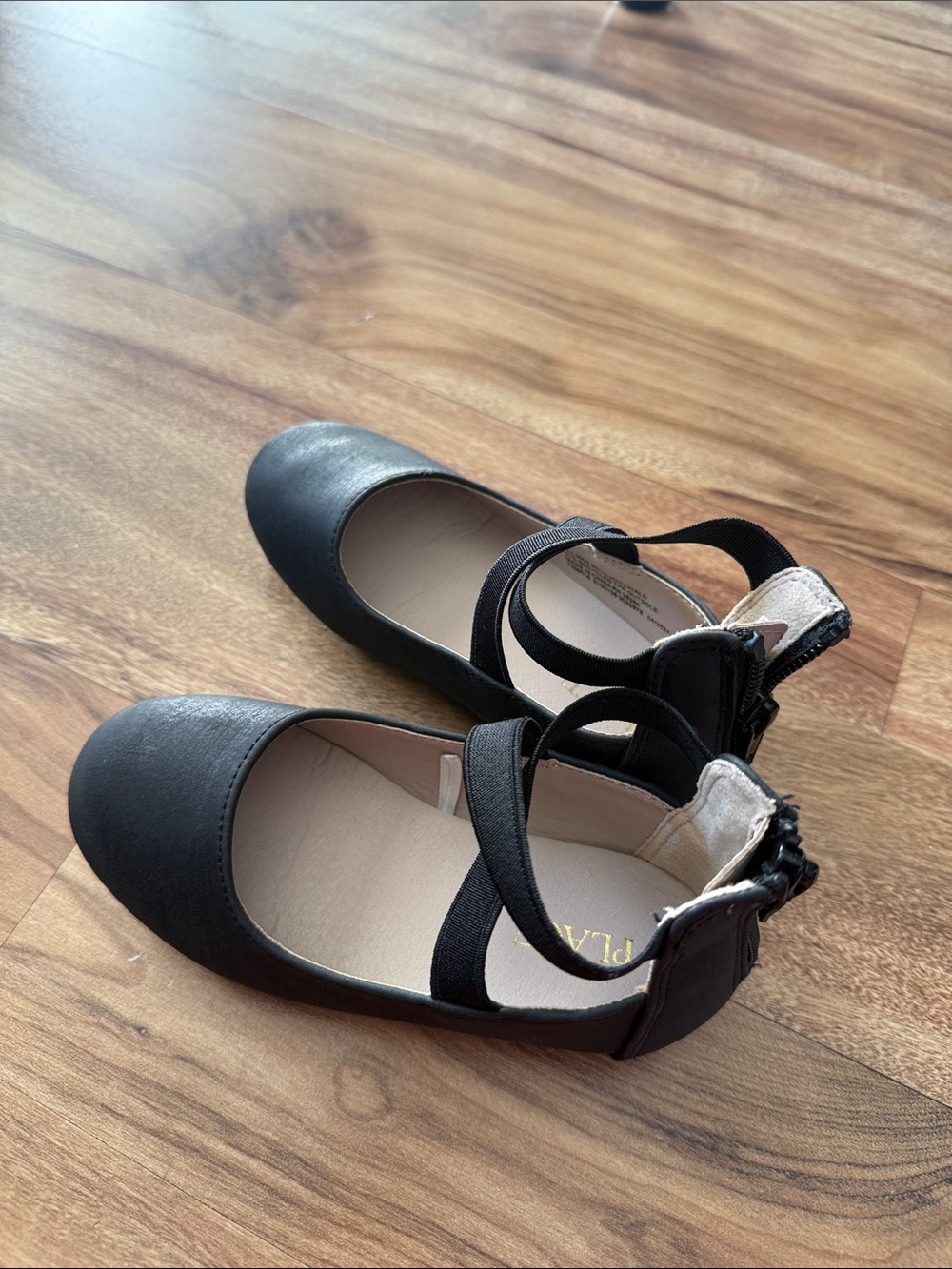 The Children's Place Black Girls' Mary Jane Dress Shoes with Crisscross Straps